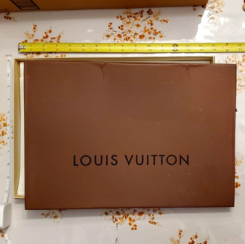 Louis Vuitton Box